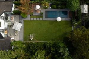 Wohnen wie im Urlaub: Ihr Traumhaus mit Pool, Gartenparadies und privater Wellnessoase – Die vollständige Adresse der Immobilie erhältst du vom Anbieter., 47800 Bockum, Krefeld – Vorschaubild 9