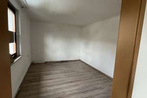 Solide Doppelhaushälfte mit 4 Zimmern in Siegen-Eiserfeld – Die vollständige Adresse der Immobilie erhältst du vom Anbieter., 57080 Eiserfeld, Siegen – Vorschaubild 8