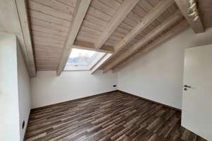 Einmalige Gelegenheit
Charmantes Reihenendhaus mit DG. Studio Hochgratblick Bestlage von Oberstaufe – Die vollständige Adresse der Immobilie erhältst du vom Anbieter., 87534 Oberstaufen – Vorschaubild 30
