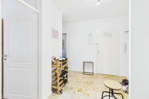 Modernisierte 2-Zimmer-Wohnung nahe Kurhaus und Kurpark – Kapitalanlage mit Zukunftsperspektive – Die vollständige Adresse der Immobilie erhältst du vom Anbieter., 65193 Nordost, Wiesbaden – Vorschaubild 2