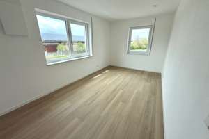 Modernes, energieeffizientes Reihenhaus in Unterneukirchen – Erstbezug – Tüßlinger Straße 16a, 84579 Unterneukirchen – Vorschaubild 10