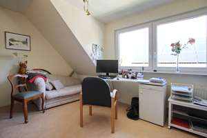 Ihr neues Zuhause! Großzügige Doppelhaushälfte in zentraler Lage – Die vollständige Adresse der Immobilie erhältst du vom Anbieter., 22393 Poppenbüttel, Hamburg – Vorschaubild 13