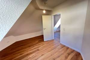 Wohnen mit Charakter: 3-Zimmer-Dachgeschosswohnung in Kassel-Süd direkt am Weinberg – Frankfurter Str. 44, 34121 Süd, Kassel – Vorschaubild 6