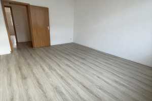 Platz für die ganze Familie – 3 Zimmer mit Tageslichtbad! – Wolfenbütteler Str. 17, 39112 Magdeburg – Vorschaubild 3