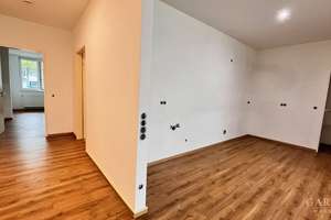 Exklusives Wohnungsangebot in Augsburg - zwei sanierte Einheiten mit laufenden Mieteinnahmen – Die vollständige Adresse der Immobilie erhältst du vom Anbieter., 86154 Oberhausen-Nord, Augsburg – Vorschaubild 4