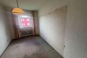 JA, zur soliden 3-Zimmer-Eigentumswohnung mit Sonnenloggia in zentraler Lage von Solingen-Wald – Die vollständige Adresse der Immobilie erhältst du vom Anbieter., 42719 Wald, Solingen – Vorschaubild 11