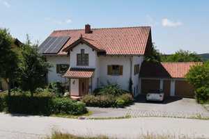 Tolles Architektenhaus mit herrlichem Garten, großer ELW, PV-Anlage, energieffizienter Heizung, uvm. – Freyung-Grafenau (Kreis) – Vorschaubild 18