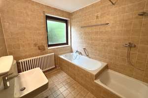 Freie 4-Zimmer-Wohnung in ruhiger Lage mit Garagenstellplatz! – 70437 Freiberg, Stuttgart – Vorschaubild 17