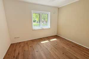 Zentrum! Junger Bungalow, KfW 55 Energie mit Garage, Kaminofen, EBK. Kleines Grundstück… – Leer (Kreis) – Vorschaubild 18