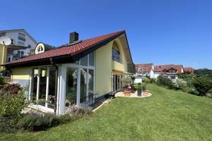 Großzügiges Wohnerlebnis mit Weitblick – stilvolles Einfamilienhaus mit Gartenidylle in Uhingen – Die vollständige Adresse der Immobilie erhältst du vom Anbieter., 73066 Uhingen – Vorschaubild 14