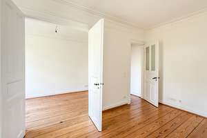 Altbaucharme mit Südwestbalkon – 3 Zimmer im Generalsviertel – Die vollständige Adresse der Immobilie erhältst du vom Anbieter., 20253 Hoheluft-West, Hamburg – Vorschaubild 4