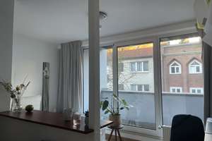 helle lichtdurchflutete Wohnung sehr ruhige Lage für 1 Pers. geräumiges Studentenapartment – Mauerstraße 95, 52064 St. Jakob, Aachen – Vorschaubild 4