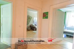Attraktive 2-Zimmer-Wohnung mit saniertem Bad, Kamin, großem Balkon & Mansardenzimmer – Die vollständige Adresse der Immobilie erhältst du vom Anbieter., 55118 Neustadt, Mainz – Vorschaubild 4