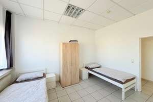 Großraumwohnung 9-Zimmer – voll möbliert & ideal für flexible Wohnkonzepte – Völklinferstraße 1, 68309 Käfertal, Mannheim – Vorschaubild 2