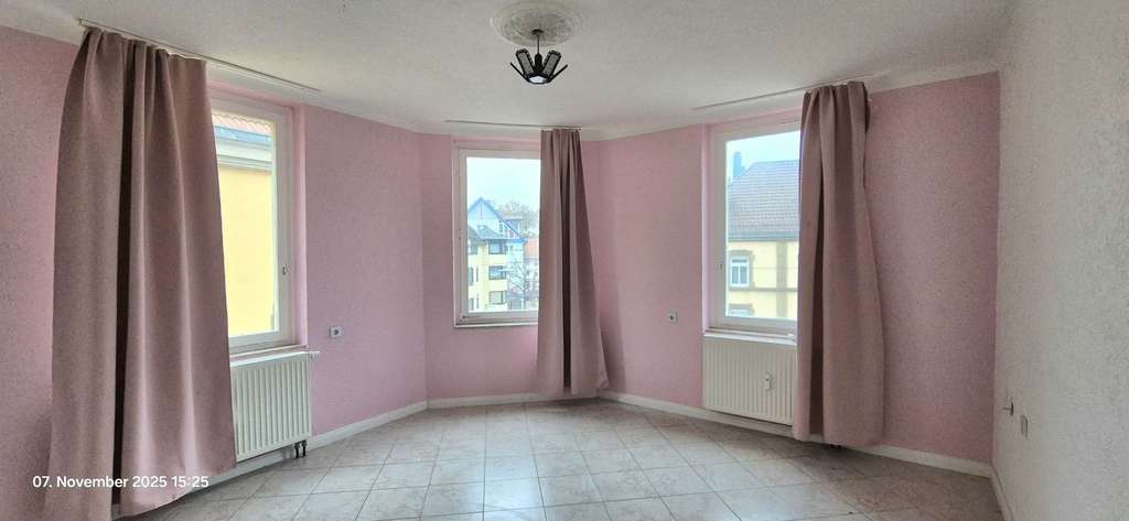 Immobilie in Pforzheim - ***2 Zimmer ETW  Denkmalschutz zentral in Dillweißenstein*** - Bild 1