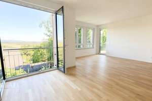 Traumhafter Weitblick – Hochwertige 3-Zimmer-Wohnung mit  Balkon, Aufzug & Garagenstellplatz – 60435 Berkersheim, Frankfurt am Main – Vorschaubild 4