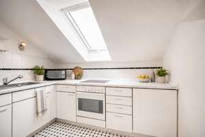 KENSINGTON - Exklusiv - Helle Dachgeschosswohnung im schönen Altperlach – Die vollständige Adresse der Immobilie erhältst du vom Anbieter., 81737 Altperlach, München – Vorschaubild 5