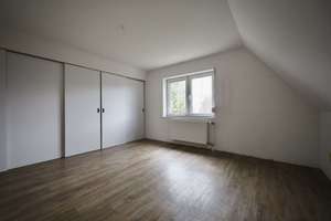 Einfamilienhaus + Einliegerwohnung + Doppelgarage + Sackgassenlage! – Die vollständige Adresse der Immobilie erhältst du vom Anbieter., 25451 Quickborn – Vorschaubild 11