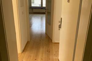 FRISCHE BRISE zum Einziehen: Schöne 2-Zimmer-Dachgeschosswohnung "NUR FÜR EINZELPERSON" geeignet ! – Aarstr. 52a, 65195 Nordost, Wiesbaden – Vorschaubild 6