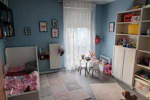 Diese Doppelhaushälfte wird mit Einbauküche und einem 5,50 m Schrank vermietet. – Duisburg – Vorschaubild 12