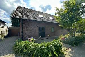Großzügiges Zwei- bis Dreifamilienhaus in Niederkrüchten-Elmpt – Viersen (Kreis) – Vorschaubild 2