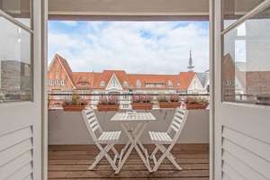 Exklusive 7- Zimmer Eigentumswohnung in Rotherbaum – Großzügiges Wohnen mit Balkon und Kamin – Die vollständige Adresse der Immobilie erhältst du vom Anbieter., 20146 Rotherbaum, Hamburg – Vorschaubild 9