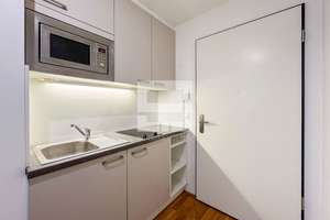 Modernes Studenten-Apartment 18,58 m² Baujahr 2015 – Chiemgaustraße 138, 81549 Balanstraße-West, München – Vorschaubild 9