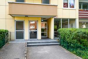 Westbalkon & Skylineblick – Leerstehende 2-Zimmer-Wohnung in Köln – Die vollständige Adresse der Immobilie erhältst du vom Anbieter., 51103 Höhenberg, Köln – Vorschaubild 18