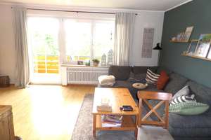 Ruhig gelegene 4-Zimmer-Obergeschoss-Wohnung,  mit Südbalkon, Gartenanteil und Garage – Nelkenstr. 12, 82407 Wielenbach – Vorschaubild 2