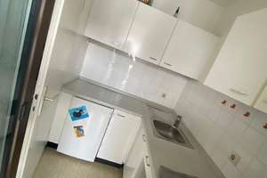 Charmantes 1 Zi Apartment mit    
                    Balkon 
                 NEU ULM – Die vollständige Adresse der Immobilie erhältst du vom Anbieter., 89231 Neu-Ulm – Vorschaubild 4