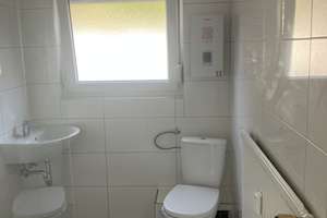 Helle 3-Zimmer Wohnung mit Balkon im EG in Oberhausen-Osterfeld-Ost – Emsstraße 21, 46117 Osterfeld-Ost, Oberhausen – Vorschaubild 3