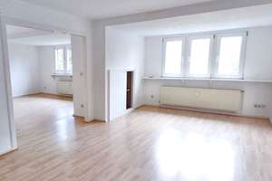 🏡✨ Charmante Altbau-Dachgeschosswohnung – Erstbezug nach Renovierung! ✨🏡