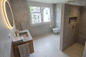 Erstbezug 2 Zimmer Wohnung direkt am Park