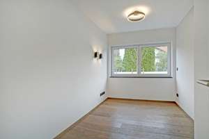 Traumhafte 5-Zimmerwohnung mit Garten in Bogenhausen-Denning – Die vollständige Adresse der Immobilie erhältst du vom Anbieter., 81927 Englschalking, München – Vorschaubild 7
