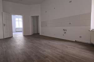 Geräumige und sonnige Wohnung direkt neben Theater zu vermieten. – Demianiplatz 29-30, 2826 Innenstadt, Görlitz – Vorschaubild 12