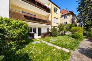Exklusive Lage! Kernsanierte 4-Zimmer Wohnung  – Gebelsbergstraße 80A, 70199 Heslach, Stuttgart – Vorschaubild 2