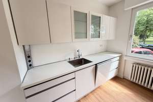 Nähe Aachener Weiher: frisch renovierte 2-Zi. Wohnung mit EBK + Balkon – Innere Kanalstraße 11, 50931 Lindenthal (Ortsteil), Köln – Vorschaubild 2