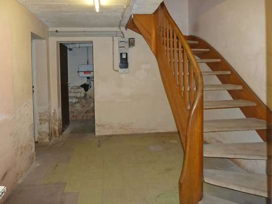 Sanierungsbedürftiges Reihenhaus in ruhiger Lage - Bild 21