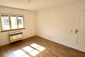 Schöne helle Wohnung in guter Lage – Elbestr. 17, 70376 Münster, Stuttgart – Vorschaubild 2