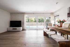 Design, Raum und Flexibilität – eine moderne Bauhausvilla mit Pool für alle Lebensphasen – Die vollständige Adresse der Immobilie erhältst du vom Anbieter., 81825 Gartenstadt Trudering, München – Vorschaubild 4