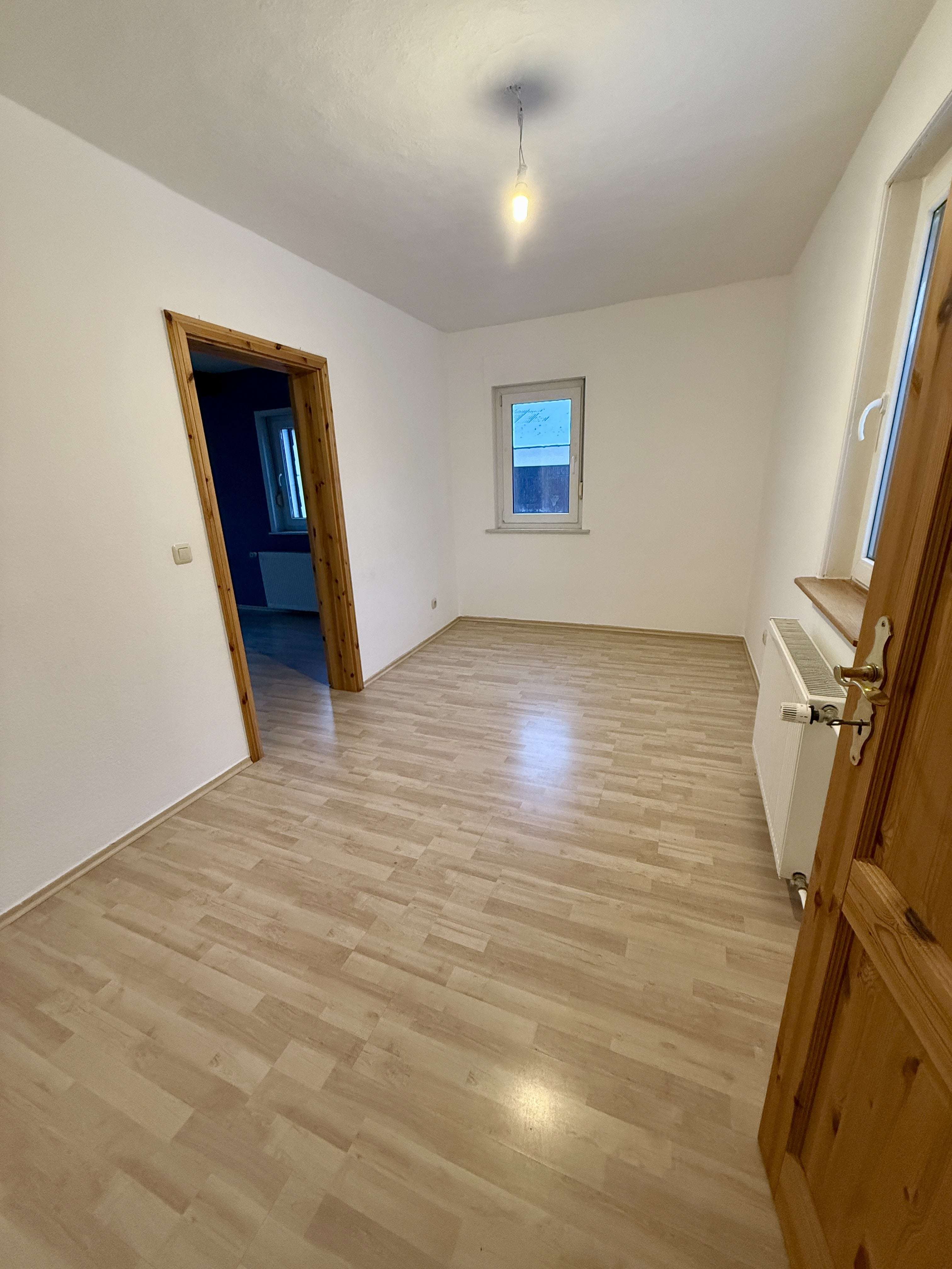 Immobilie in Grünberg - Einfamilienhaus in Grünberg-Weickartshain - Bild 2