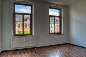 3-R.-Whg., hell/freundlich,  Gäste-WC,  Bad mit Wanne, Laminat Nußbaum – Weststraße 78, 9112 Kaßberg, Chemnitz – Vorschaubild 5