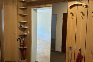 Gepflegte 4-Zimmer-Eigentumswohnung mit modernisiertem Duschbad/WC in bevorzugter Lage – Geschwister-Scholl-Straße 12, 91058 Schönfeld, Erlangen – Vorschaubild 12