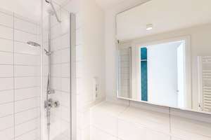 Modern eingerichtete 1-Zimmer-Wohnung – Lyoner Straße 50, 60528 Niederrad, Frankfurt am Main – Vorschaubild 7