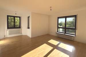 Freie 4-Zimmer-Wohnung in ruhiger Lage mit Garagenstellplatz! – 70437 Freiberg, Stuttgart – Vorschaubild 8