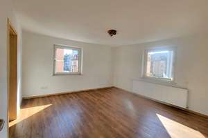 "Hidden Gem" in Erlangens Bestlage: Neuwertige 3-Zimmer-Oase mit Maßküche & Home-Office-Setup! – Die vollständige Adresse der Immobilie erhältst du vom Anbieter., 91052 Rathausplatz, Erlangen – Vorschaubild 3