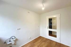 Großzügige 3-Zimmer-Wohnung mit Balkon in München – Plettstraße 59, 81735 Neuperlach, München – Vorschaubild 7
