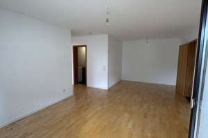 Sofort bezugsfreie 3-Zimmer-Wohnung mit Balkon, Einbauküche inklusive Tiefgaragenstelplatz – Die vollständige Adresse der Immobilie erhältst du vom Anbieter., 72760 Reutlingen-Mitte, Reutlingen – Vorschaubild 6