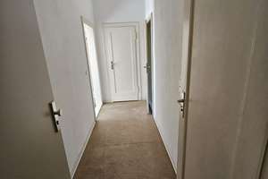 Zentral gelegene 2-Zimmer-Wohnung mit Tageslichtbad – Besichtigung auch am Wochenende ☎️0172-3261193 – Die vollständige Adresse der Immobilie erhältst du vom Anbieter., 10243 Friedrichshain, Berlin – Vorschaubild 7