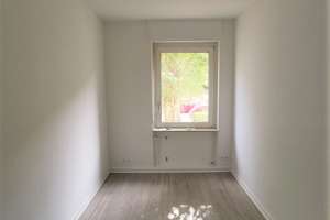 Frisch renovierte 2-Zi.-EG-Whg. mit neuem Tageslichtbad und Loggia – Thomastr. 37, 42289 Heckinghausen, Wuppertal – Vorschaubild 5